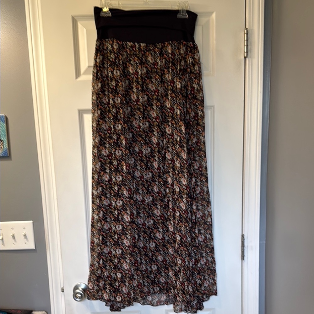 NWT Willow & Clay Floral Maxi Skirt Size Large
